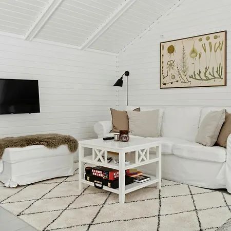 Vakantiehuis Experience Nature's Embrace And Peace